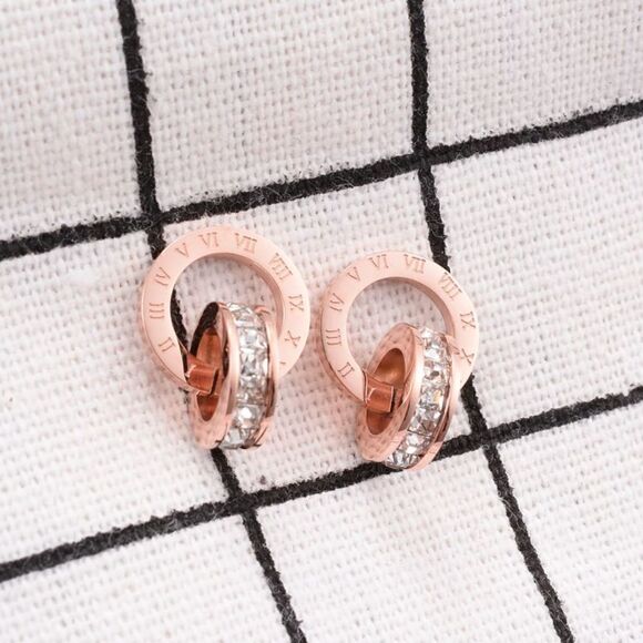 Korean fashion Small square diamonds Roman numbers earrings - Picture 3 of 4